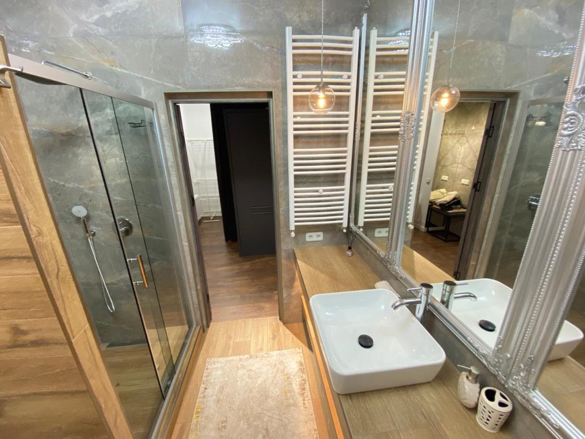 Rentnow Modern Lux Apartment In Centre Chisináu Exterior foto